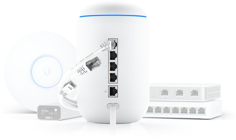 UniFi Dream Machine 6 UniFi Dream Machine 1